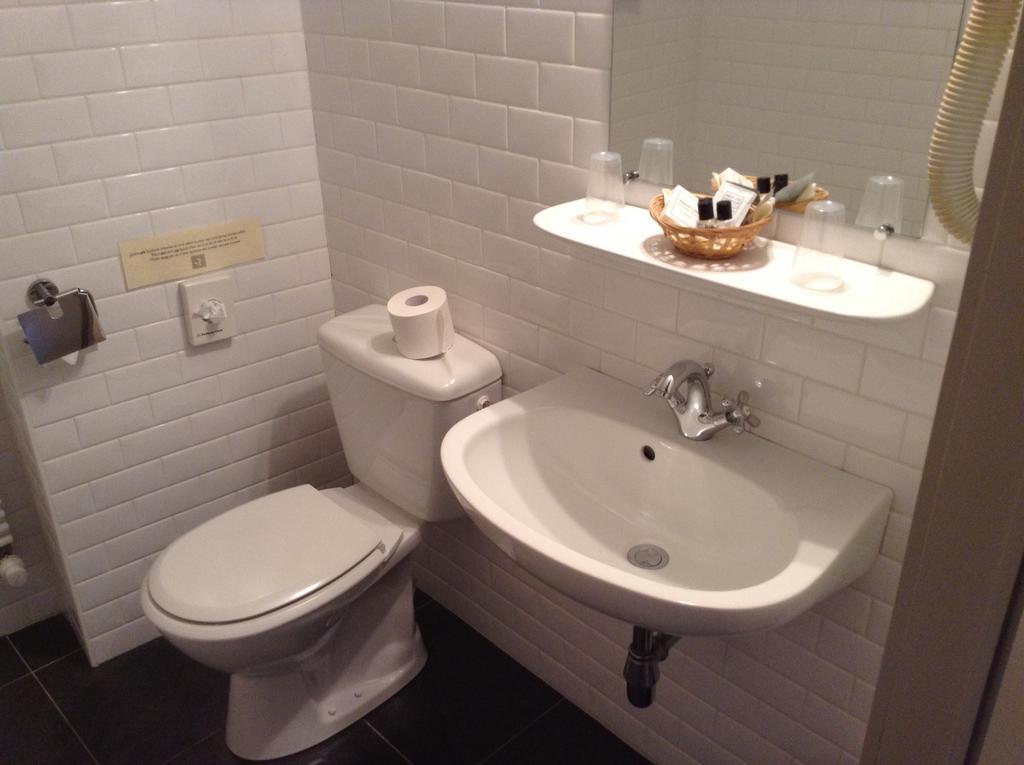 Hotel Patritius Брюгге Номер фото